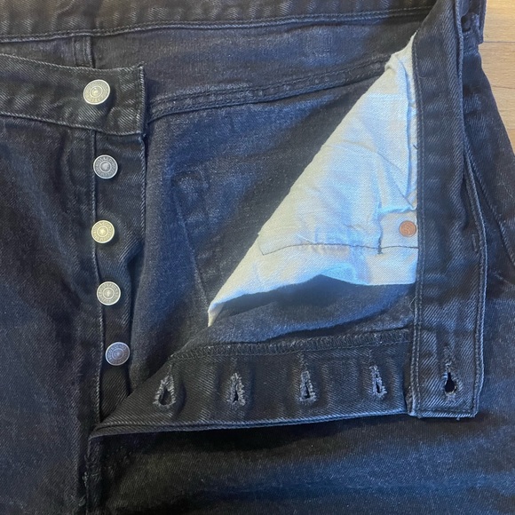 Levi’s 501 38 W shorts - Picture 2 of 4